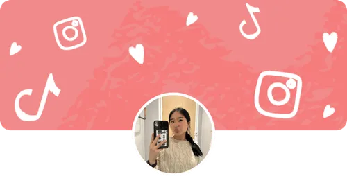 Maggie Teh, a TikTok influencer, taking a mirror selfie